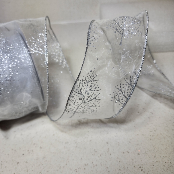 Glitz + Glimmer Other - Wired Sheer Silver Ribbon With Glitter Christmas Trees